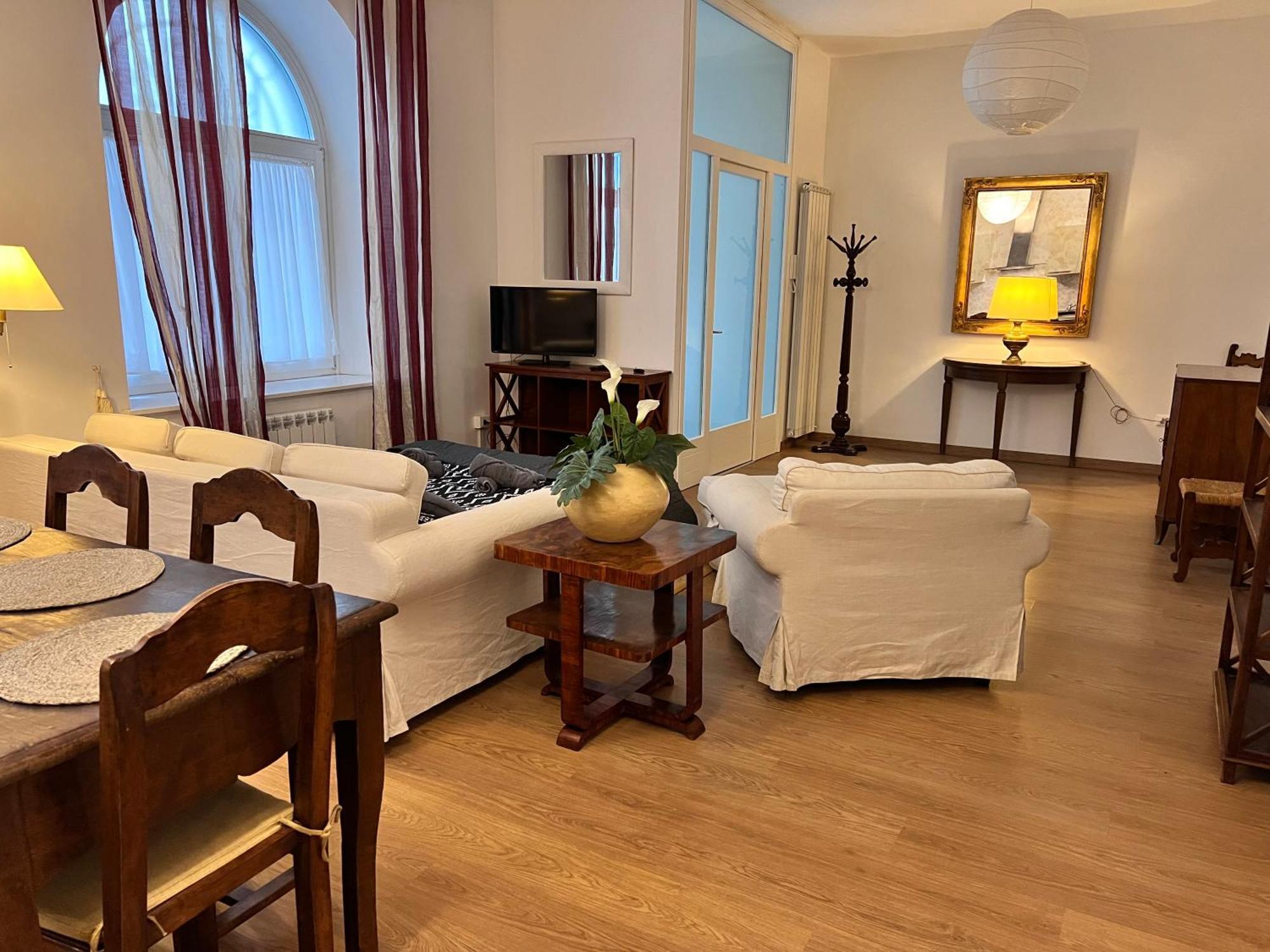 Appartement Loft With Private Parking à Trieste Extérieur photo